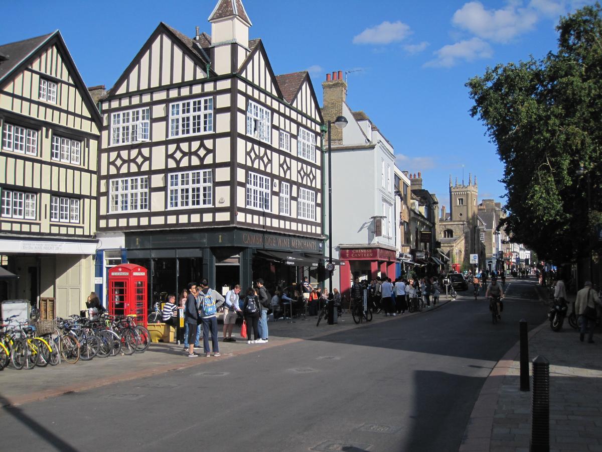 Ferienwohnung Cambridge Farmers Outlet Exterior foto